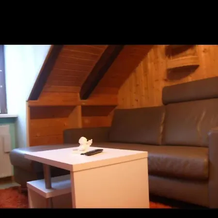 Gemuetliche Dachwohnung
