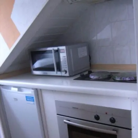 Gemuetliche Dachwohnung شقة كروناخ